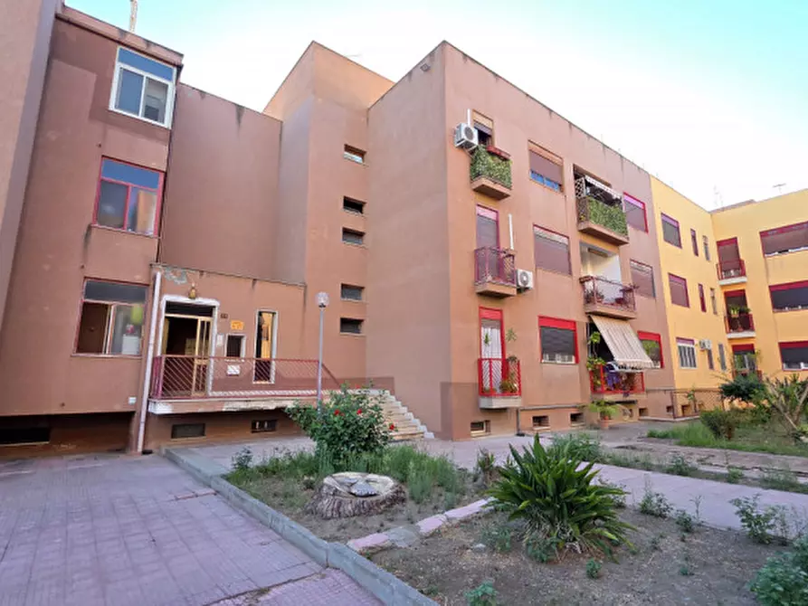 Immagine 1 di Appartamento in vendita  in Via Palmiro Togliatti, 17 a Milazzo