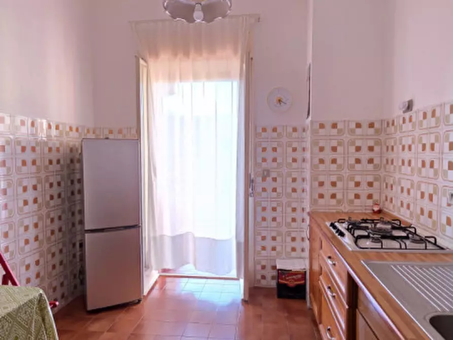 Immagine 10 di Appartamento in vendita  in Via Palmiro Togliatti, 17 a Milazzo