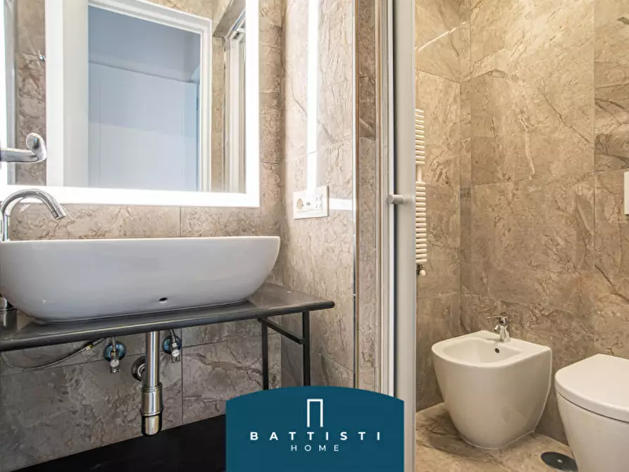 Immagine 17 di Appartamento in affitto  in Via Aniene a Roma