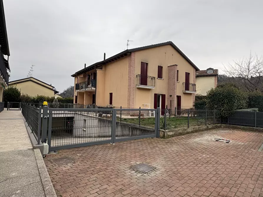 Immagine 2 di Appartamento in vendita  in Via Zara a Torreglia