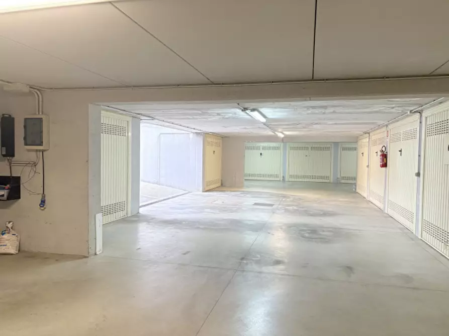 Immagine 6 di Appartamento in vendita  in Via Zara a Torreglia