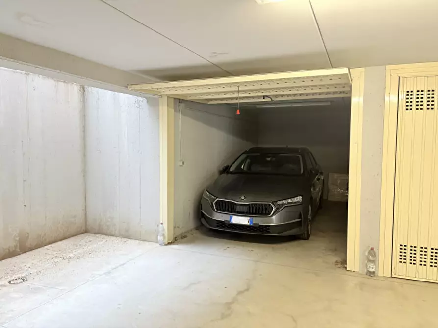 Immagine 7 di Appartamento in vendita  in Via Zara a Torreglia