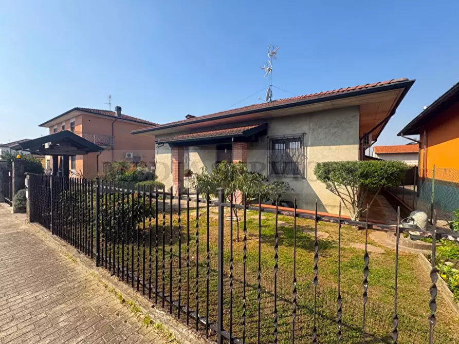 Immagine 41 di Villa in vendita  in via Stazione n° 7 a Villanova D'ardenghi