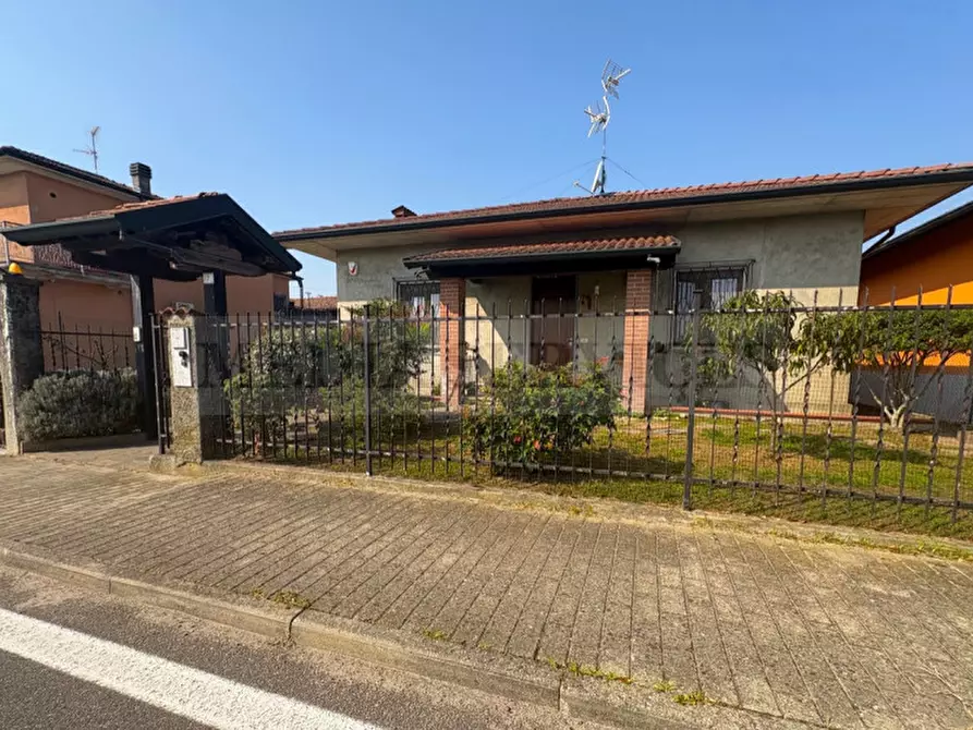 Immagine 42 di Villa in vendita  in via Stazione n° 7 a Villanova D'ardenghi