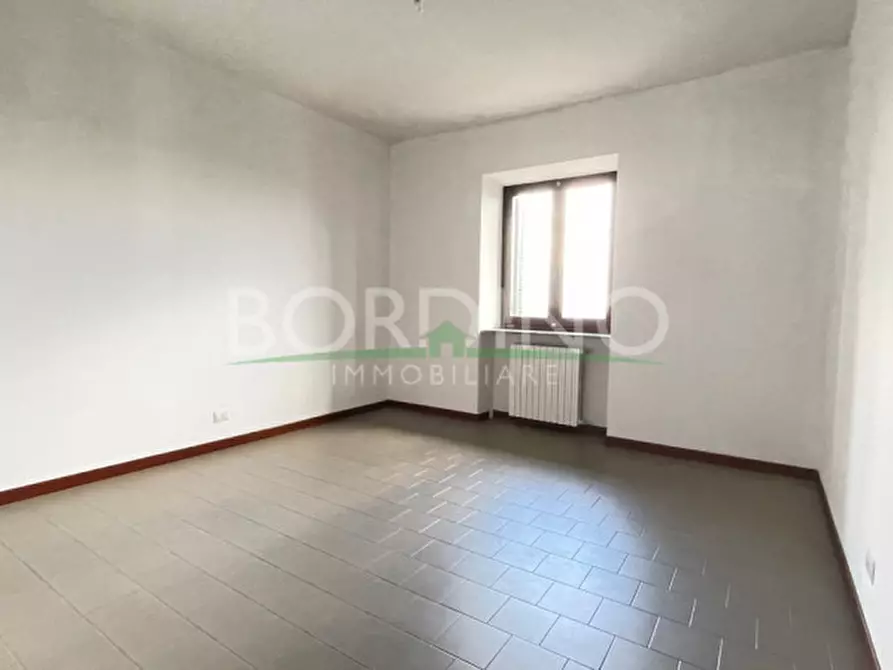 Immagine 11 di Appartamento in affitto  a Govone