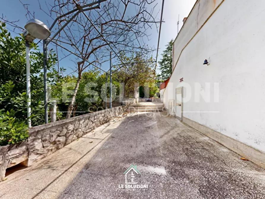 Immagine 24 di Villa in vendita  in Strada Comunale la Frascina 9 a Putignano