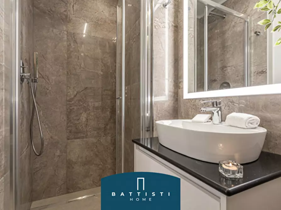 Immagine 21 di Appartamento in affitto  in Via Aniene a Roma