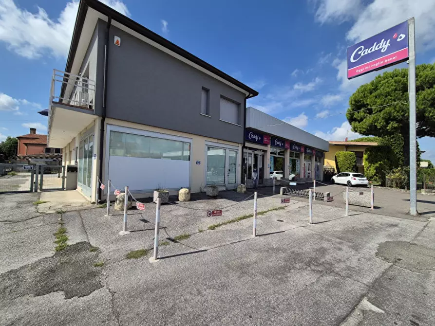 Immagine 1 di Magazzino in vendita  in Via Giuseppe Verdi, 26 a Conselve