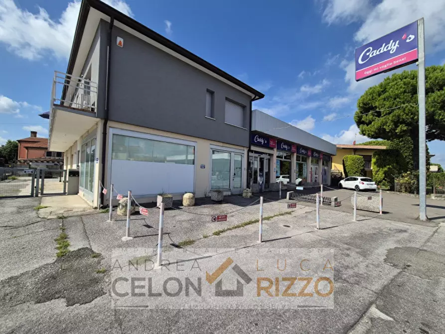 Immagine 1 di Magazzino in vendita  in Via Giuseppe Verdi, 26 a Conselve
