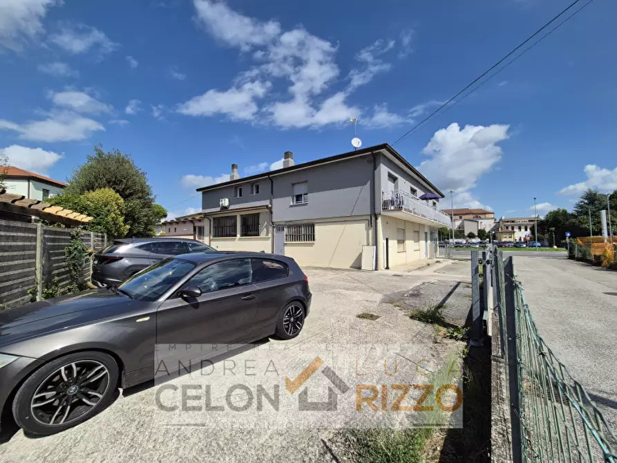 Immagine 7 di Magazzino in vendita  in Via Giuseppe Verdi, 26 a Conselve