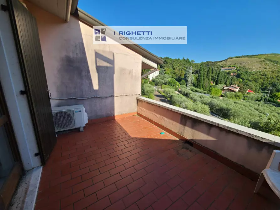 Immagine 8 di Villa in vendita  in Via Giuseppe Verdi a Negrar di Valpolicella