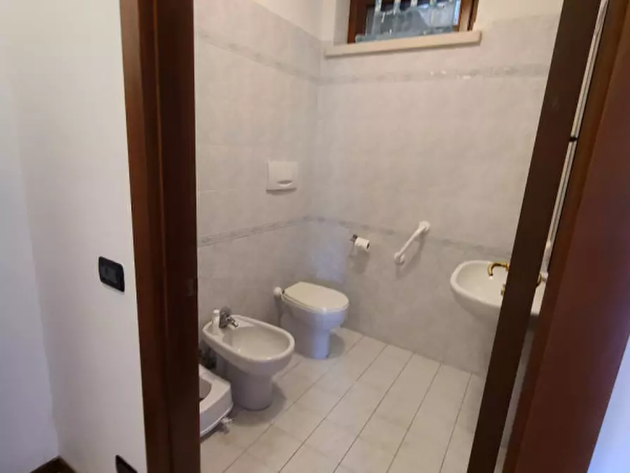 Immagine 19 di Villa in vendita  in Via Giuseppe Verdi a Negrar di Valpolicella