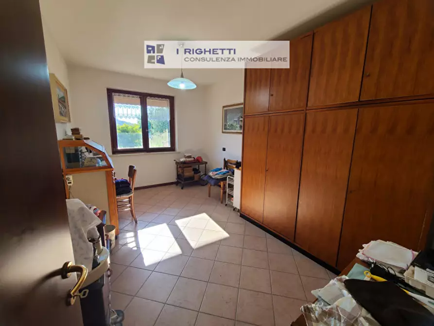 Immagine 30 di Villa in vendita  in Via Giuseppe Verdi a Negrar di Valpolicella