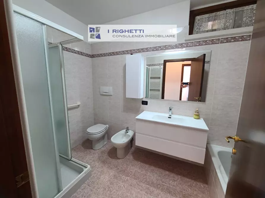 Immagine 31 di Villa in vendita  in Via Giuseppe Verdi a Negrar di Valpolicella