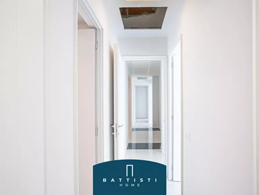 Immagine 11 di Ufficio in affitto  in Via Aniene a Roma