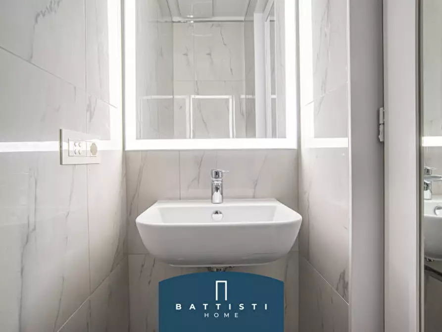 Immagine 19 di Ufficio in affitto  in Via Aniene a Roma