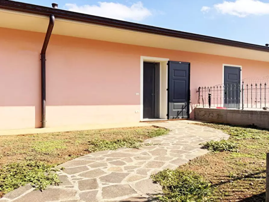 Immagine 15 di Villetta a schiera in vendita  in Lusurasco a Alseno