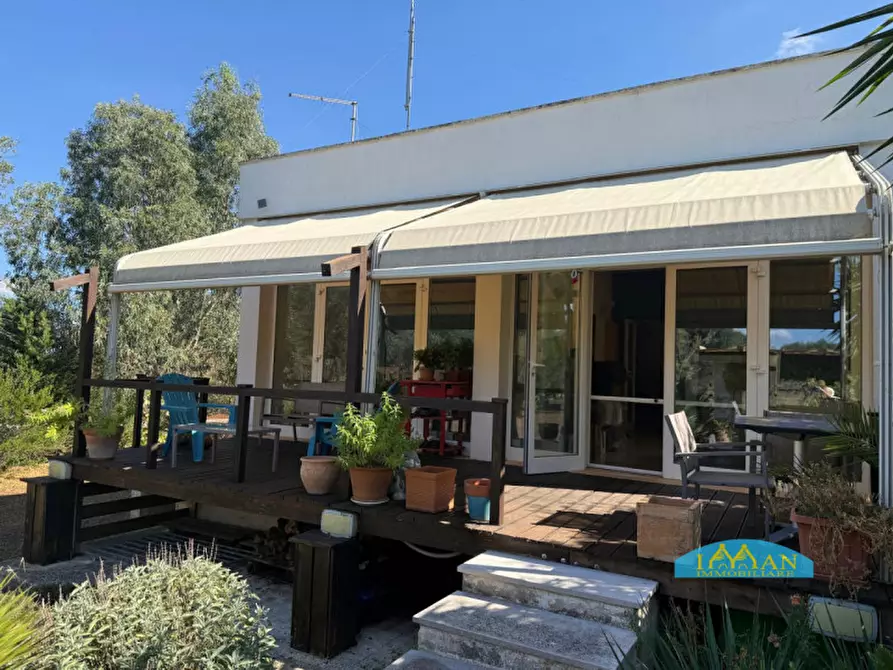 Immagine 1 di Villa in vendita  in Contrada Monte Calvo a Ceglie Messapico