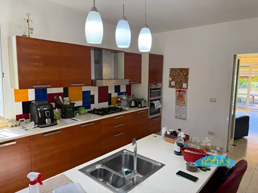 Immagine 3 di Villa in vendita  in Contrada Monte Calvo a Ceglie Messapico