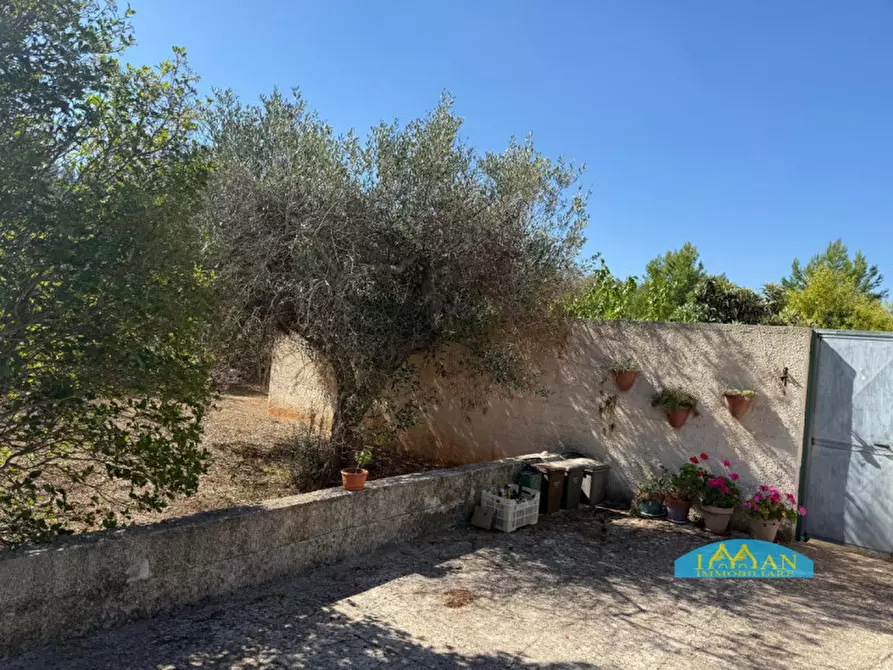 Immagine 19 di Villa in vendita  in Contrada Monte Calvo a Ceglie Messapico