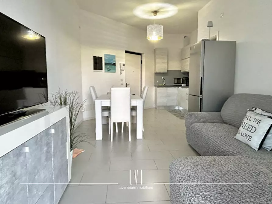 Immagine 1 di Appartamento in vendita  in Piazza Luigi Tenco 2 a Jesolo