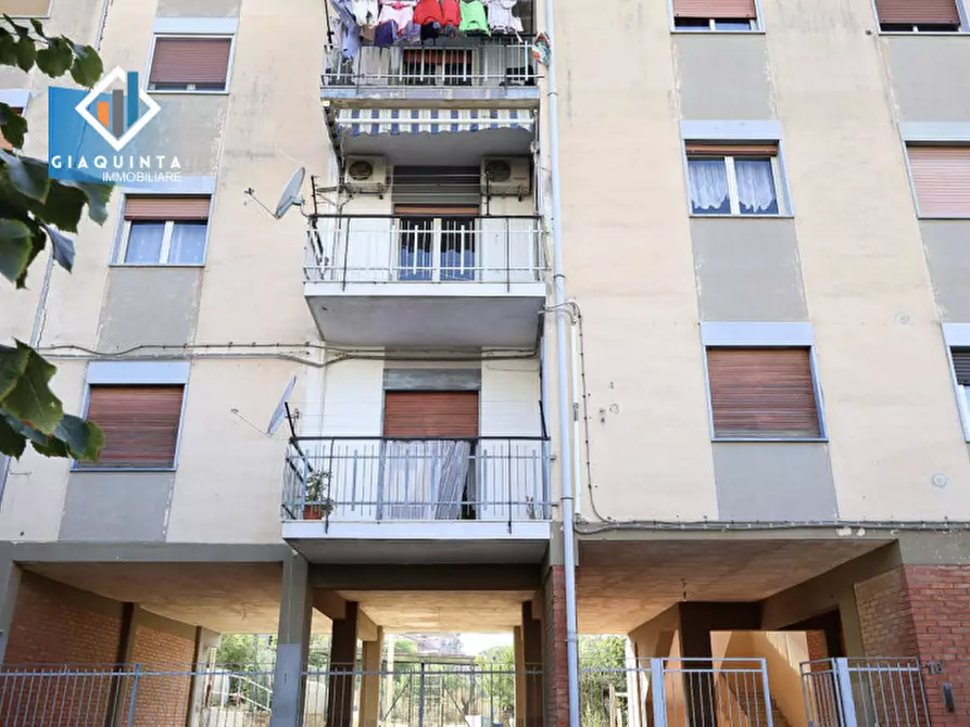 Immagine 3 di Appartamento in vendita  in Viale della Libertà n. 20 a Ramacca