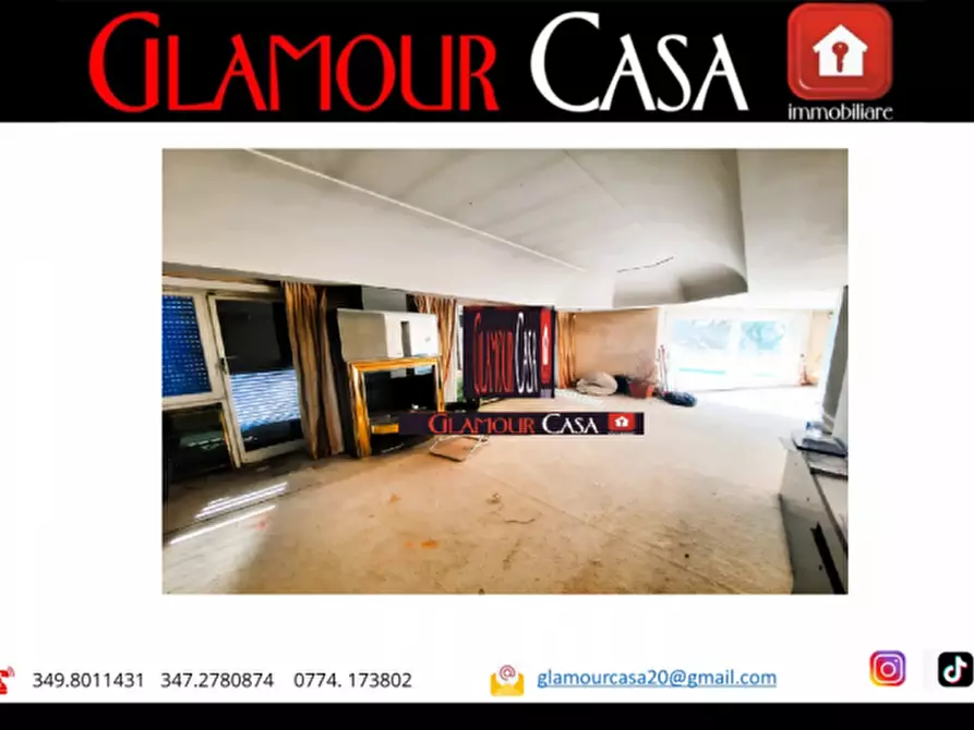 Immagine 3 di Attico in vendita  in Via Achille Papa a Roma