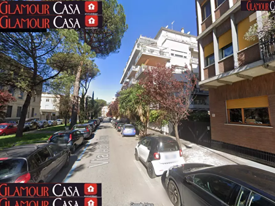 Immagine 9 di Attico in vendita  in Via Achille Papa a Roma