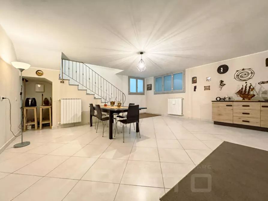 Immagine 29 di Villa in vendita  in Via Dante Alighieri 81 a Leggiuno