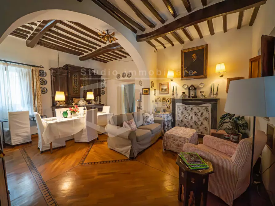 Immagine 5 di Villa in vendita  in PIAZZA DELLA REPUBBLICA a Vicopisano