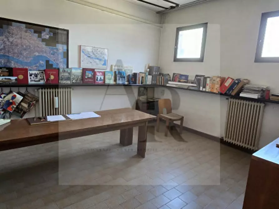 Immagine 4 di Ufficio in vendita  in Via Chiesa a Stra