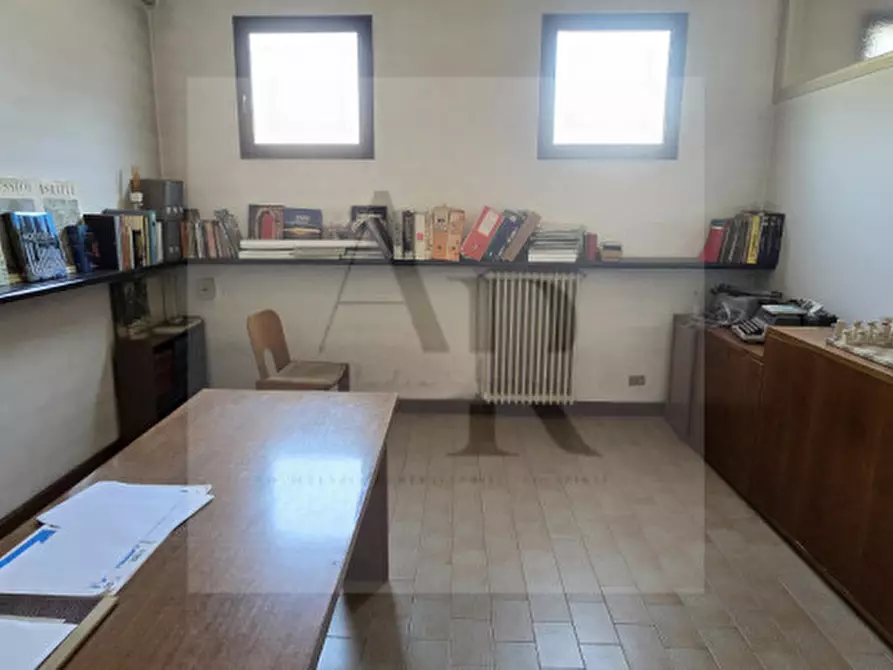 Immagine 7 di Ufficio in vendita  in Via Chiesa a Stra