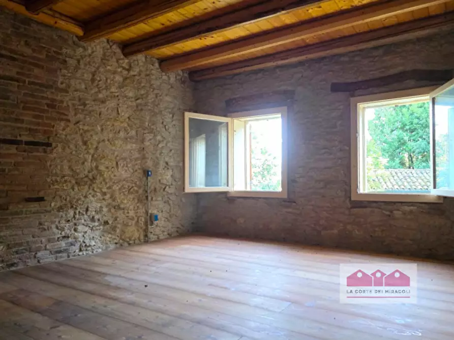 Immagine 9 di Rustico / casale in vendita  in Via Rivella a Creazzo