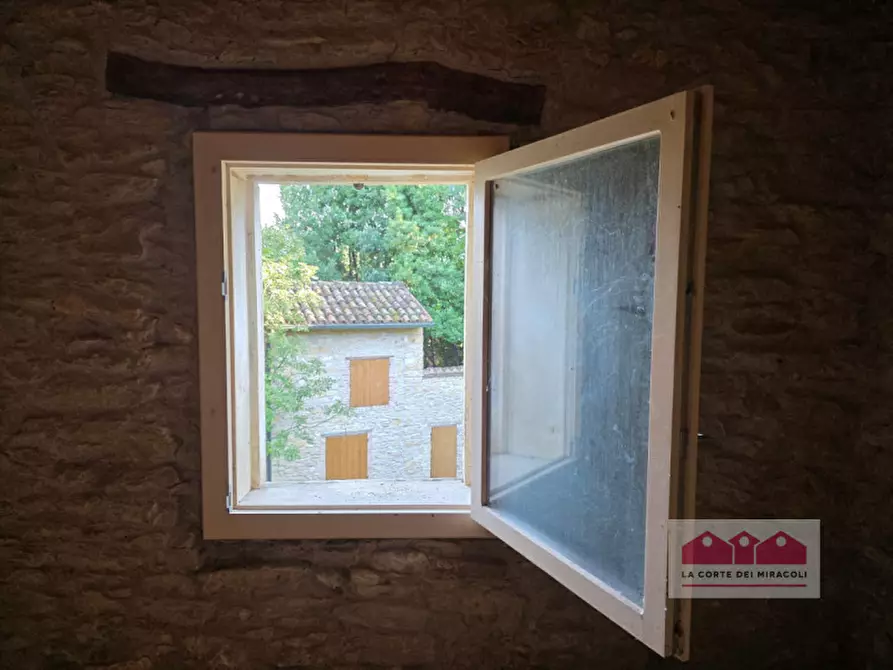 Immagine 15 di Rustico / casale in vendita  in Via Rivella a Creazzo