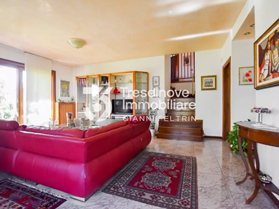 Immagine 3 di Casa indipendente in vendita  in Via Amendola a Paese