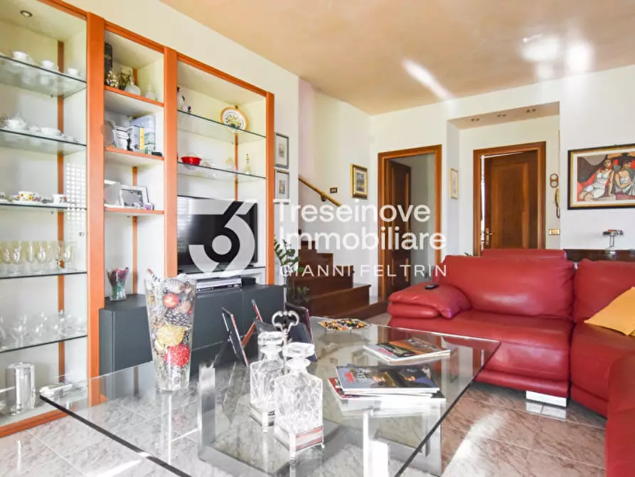 Immagine 5 di Casa indipendente in vendita  in Via Amendola a Paese