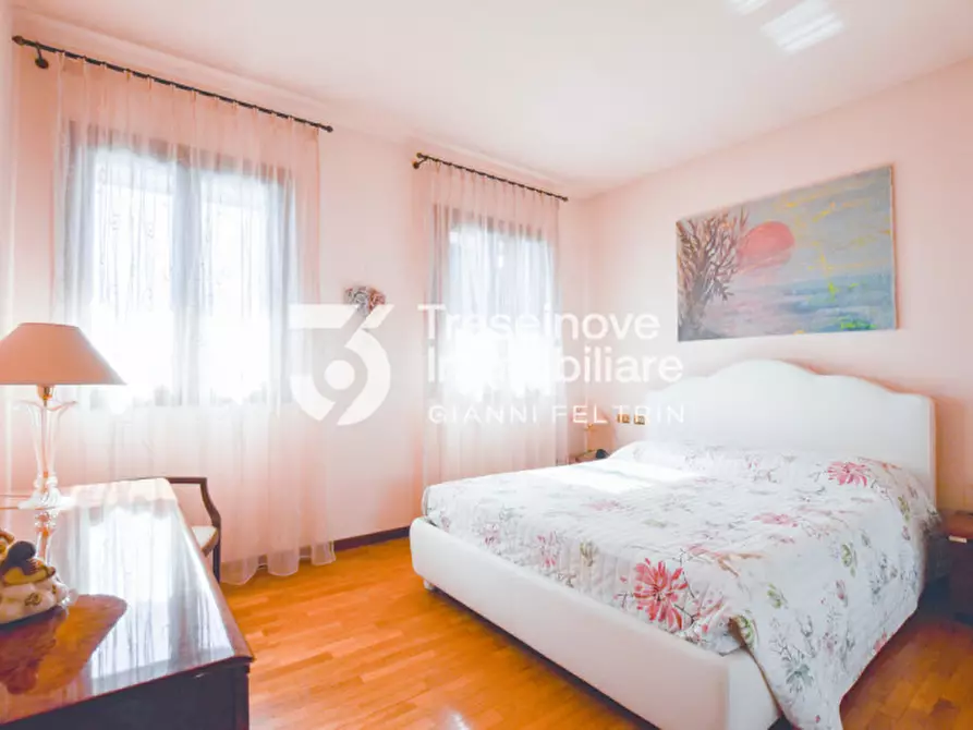 Immagine 18 di Casa indipendente in vendita  in Via Amendola a Paese