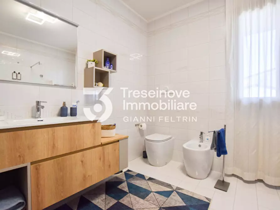 Immagine 29 di Casa indipendente in vendita  in Via Amendola a Paese