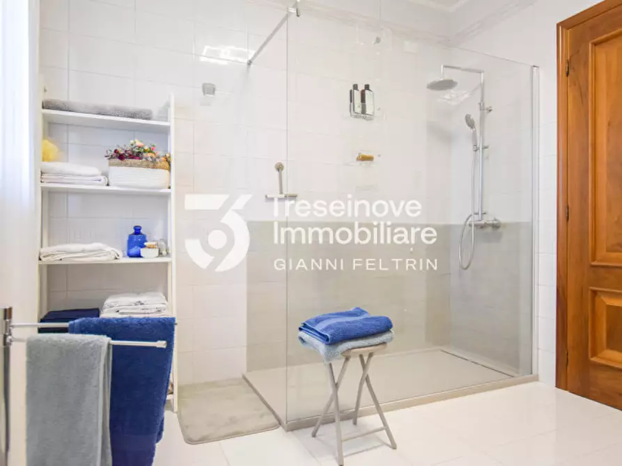 Immagine 30 di Casa indipendente in vendita  in Via Amendola a Paese