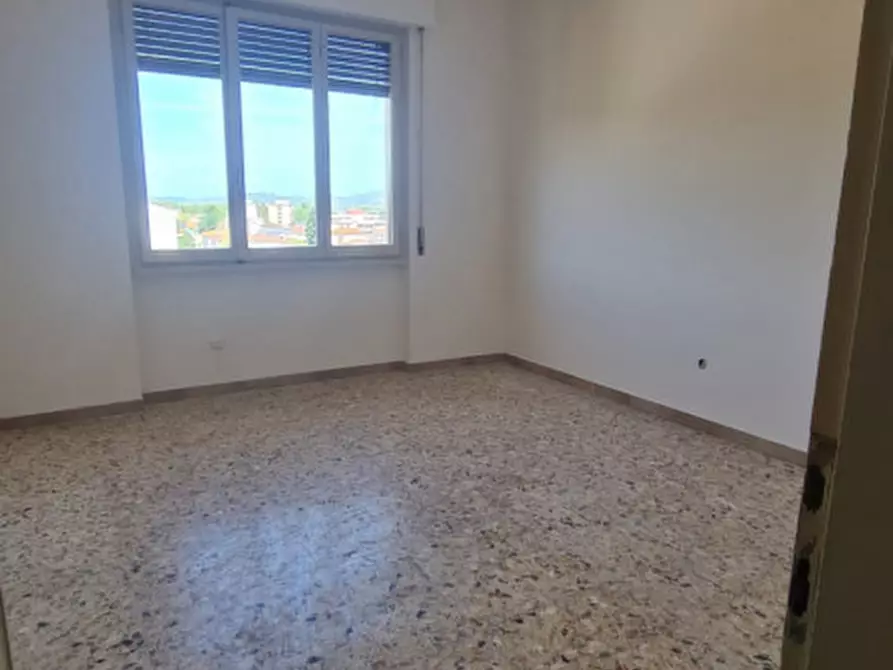 Immagine 3 di Appartamento in vendita  in Via Giacomo Puccini a Montevarchi