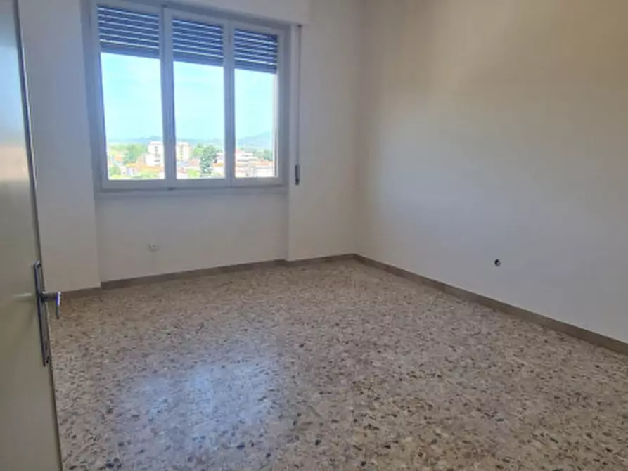 Immagine 5 di Appartamento in vendita  in Via Giacomo Puccini a Montevarchi