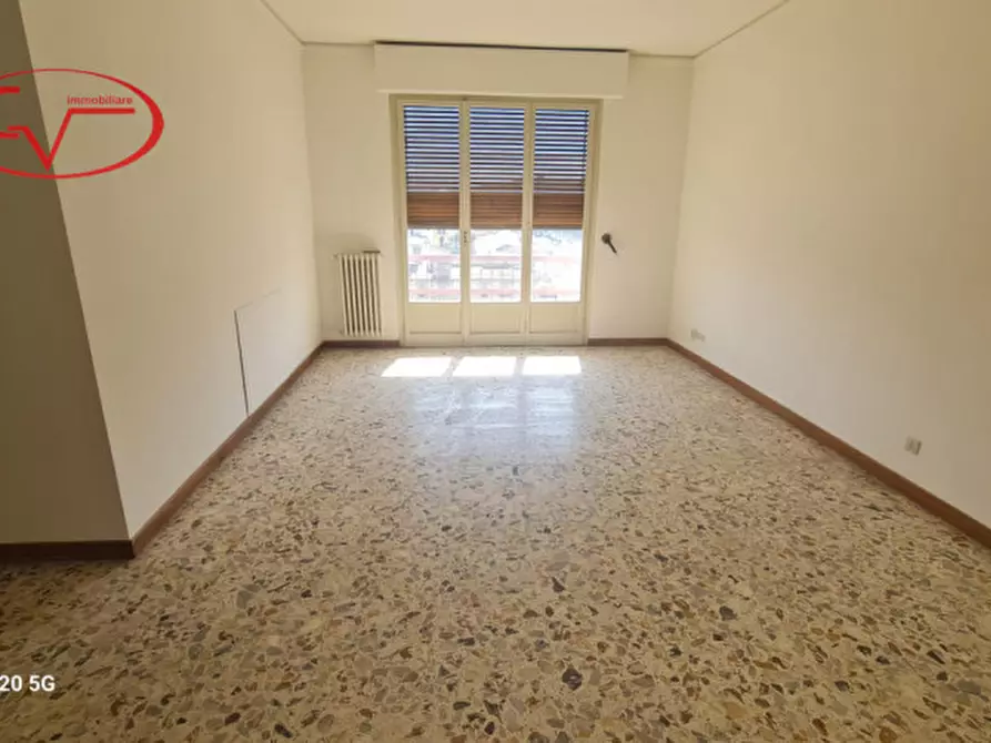 Immagine 8 di Appartamento in vendita  in Via Giacomo Puccini a Montevarchi