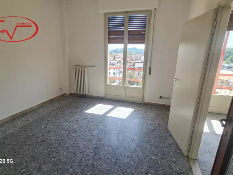 Immagine 9 di Appartamento in vendita  in Via Giacomo Puccini a Montevarchi