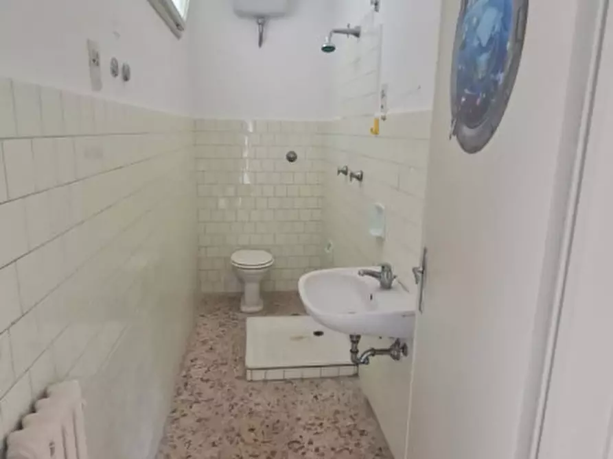 Immagine 18 di Appartamento in vendita  in Via Giacomo Puccini a Montevarchi