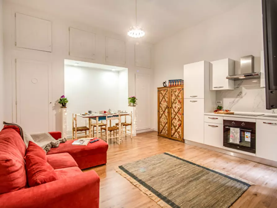Immagine 3 di Appartamento in vendita  in Via Goffredo Mameli a Roma