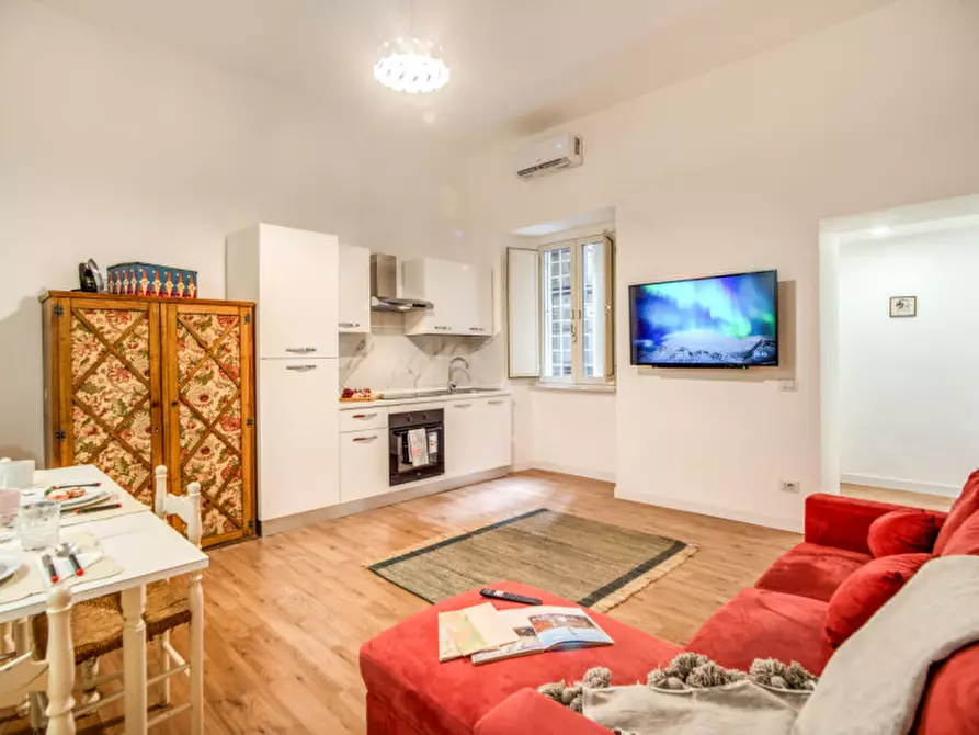 Immagine 6 di Appartamento in vendita  in Via Goffredo Mameli a Roma