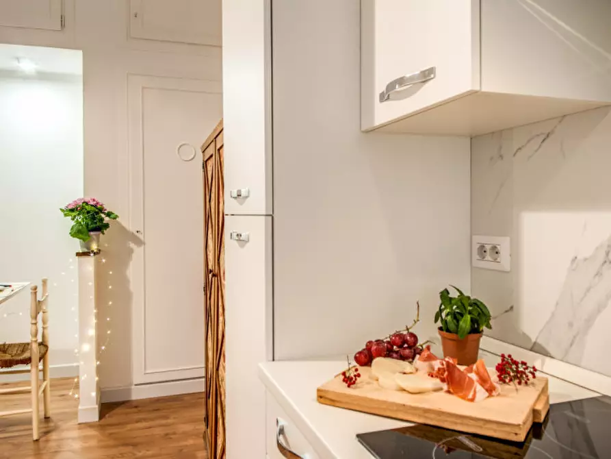 Immagine 16 di Appartamento in vendita  in Via Goffredo Mameli a Roma