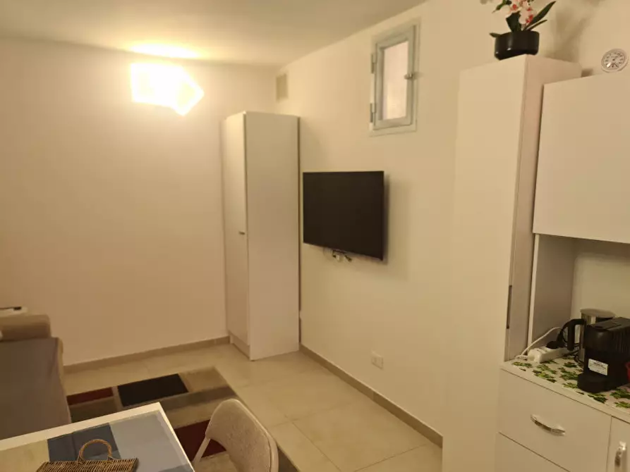 Immagine 10 di Appartamento in vendita  in VIALE CARAVAGGIO 32 a Comacchio