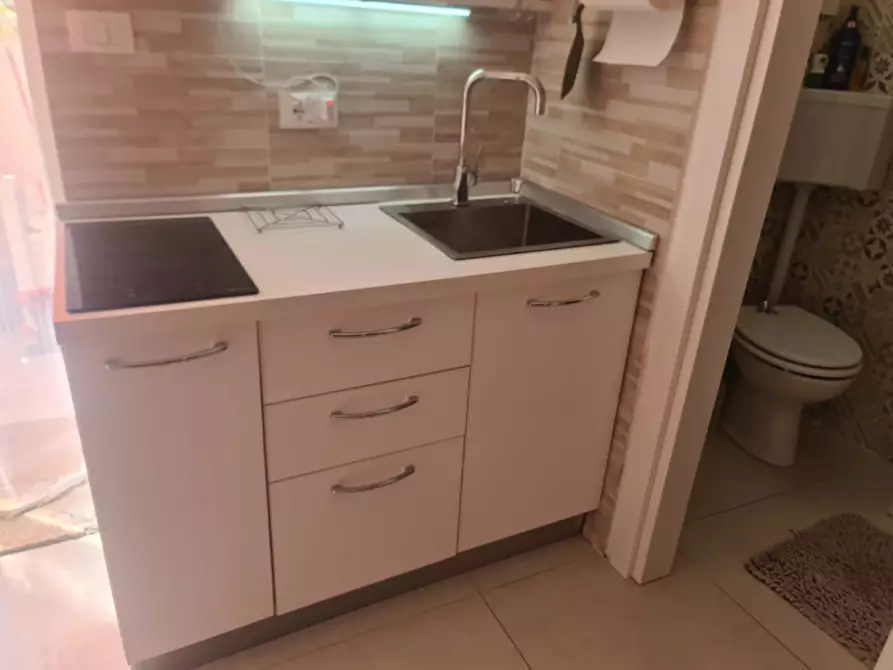 Immagine 16 di Appartamento in vendita  in VIALE CARAVAGGIO 32 a Comacchio