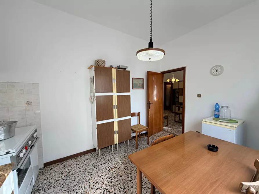 Immagine 7 di Appartamento in vendita  a Senigallia